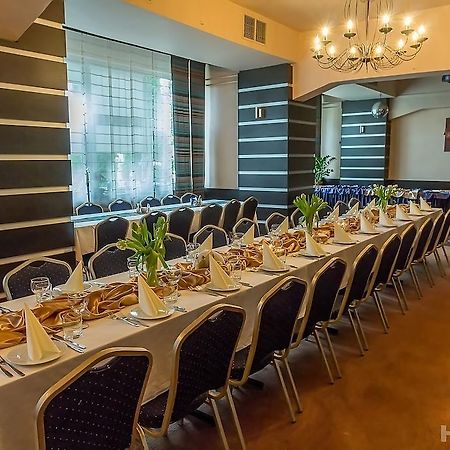 Hotel 212 Warsawa Bagian luar foto