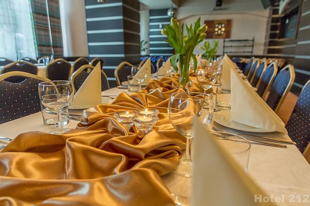 Hotel 212 Warsawa Bagian luar foto