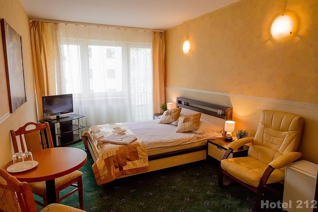 Hotel 212 Warsawa Ruang foto