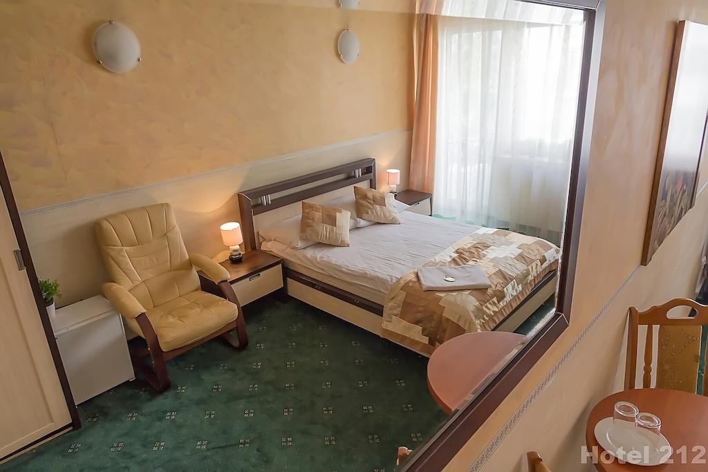 Hotel 212 Warsawa Ruang foto